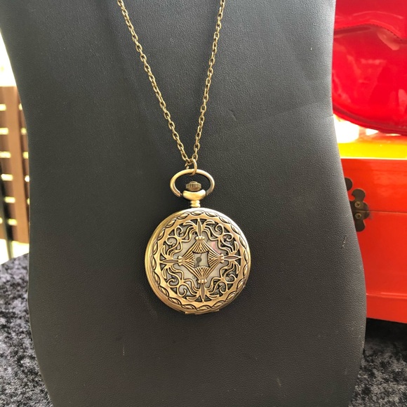 Watch Pendant Necklace - Picture 3 of 4